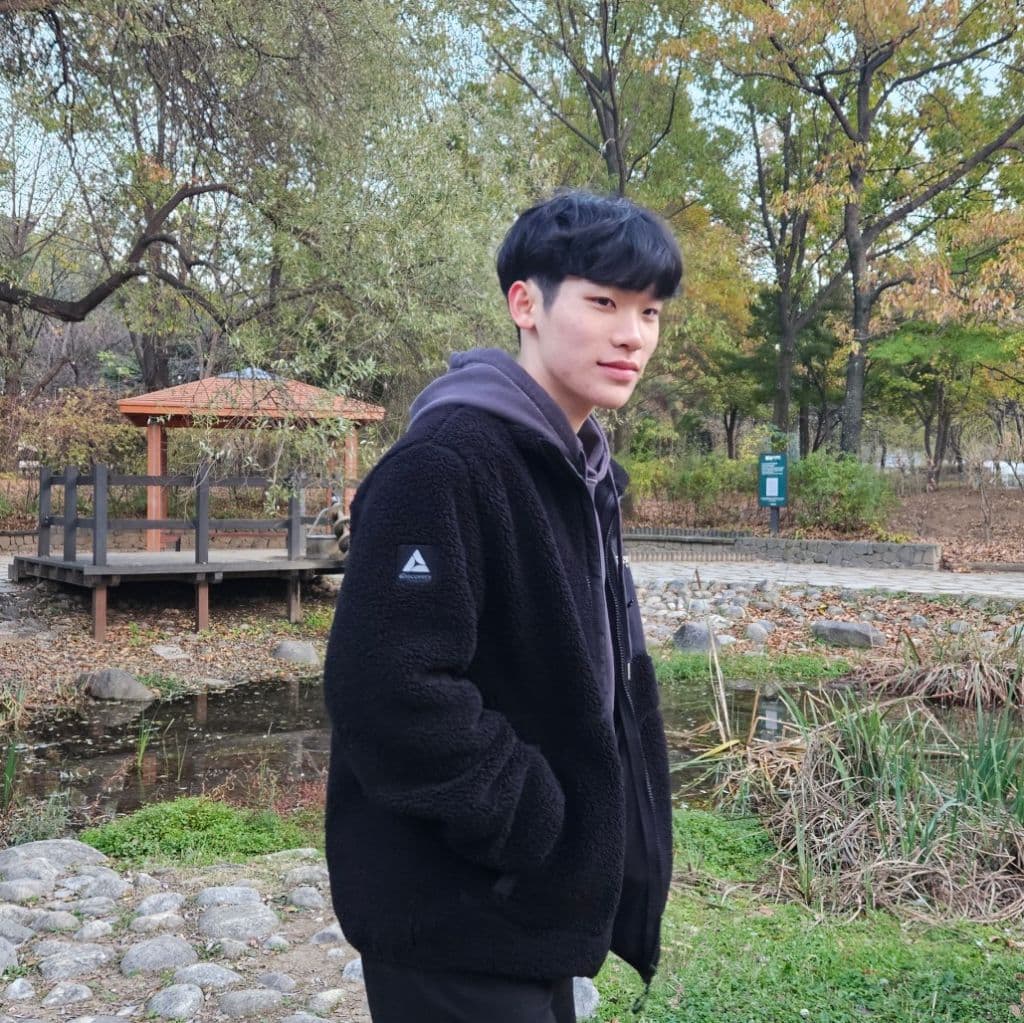 꼬물꼬물모찌집사